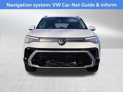 New 2026 Volkswagen Taos SEL image 3
