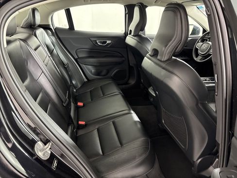 Used 2024 Volvo S60 B5 Core image 41