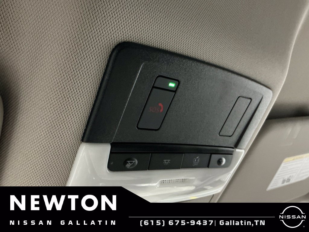 Used 2023 Nissan Rogue SV FWD image 24
