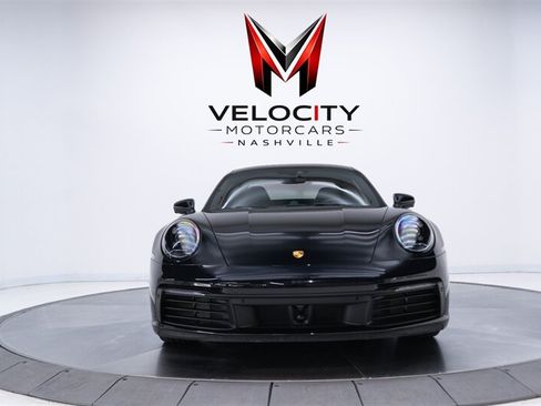 Used 2024 Porsche 911 Carrera RWD image 3
