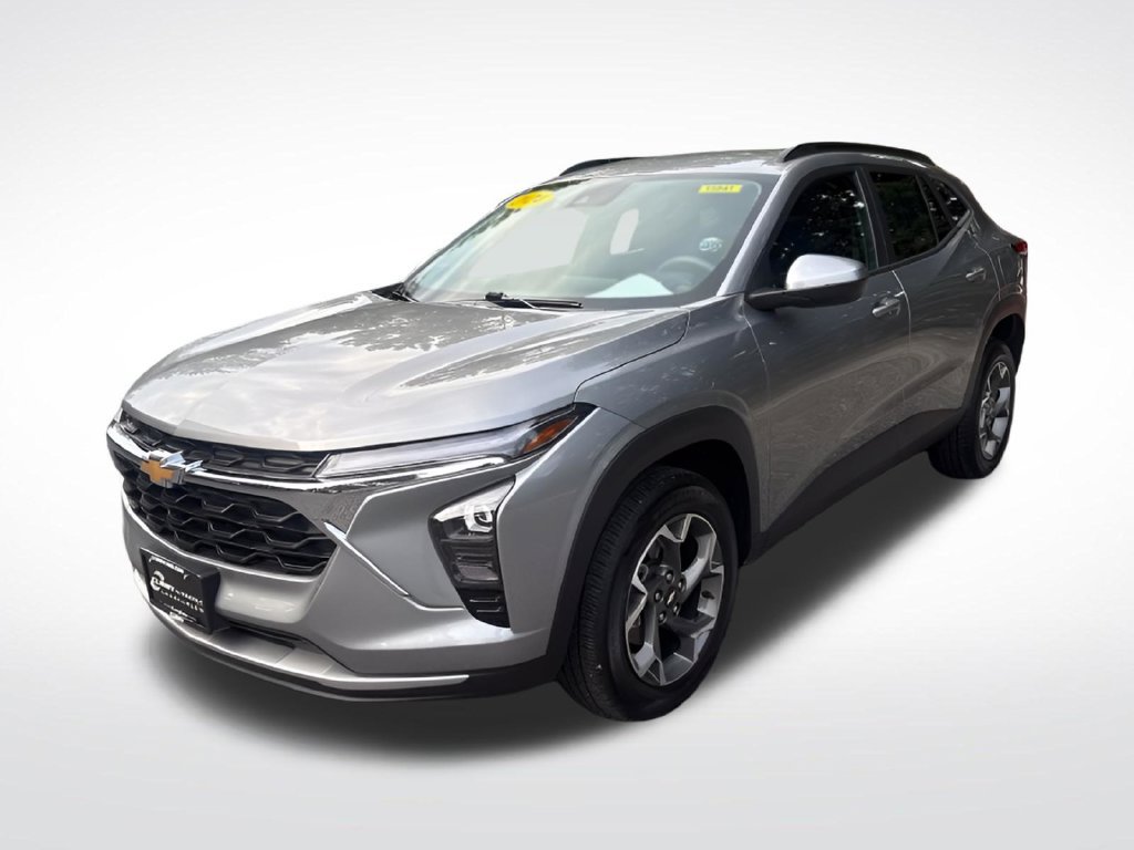 Used 2024 Chevrolet Trax LT FWD image 3