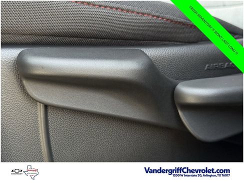New 2026 Chevrolet Trax RS w/ Sunroof Package FWD image 20