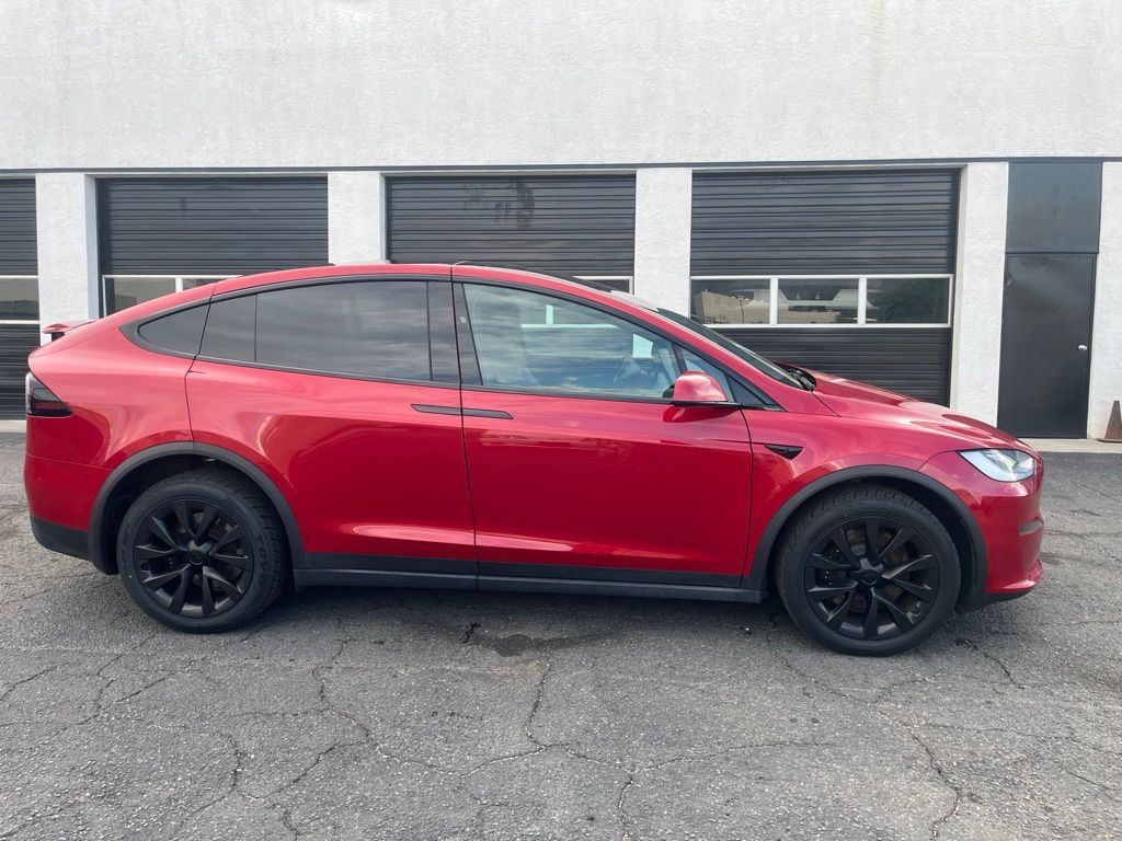 Used 2023 Tesla Model X AWD/4WD image 3