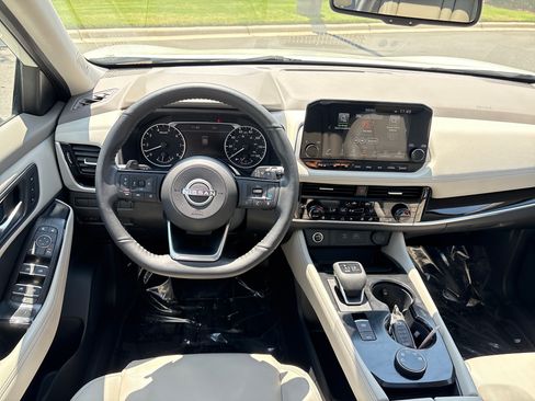 Used 2023 Nissan Rogue SL w/ SL Premium Package AWD/4WD image 20