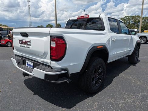 New 2025 GMC Canyon Elevation w/ Convenience Package image 3