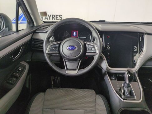 Used 2024 Subaru Outback Premium AWD/4WD image 16