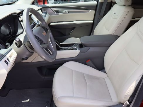 Used 2023 Cadillac XT5 Premium Luxury FWD image 22