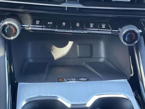 New 2026 Chevrolet Traverse LT w/ Driver Confidence Package image 28