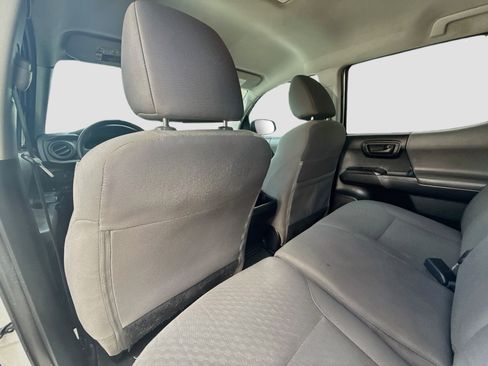 Used 2023 Toyota Tacoma SR AWD/4WD image 23