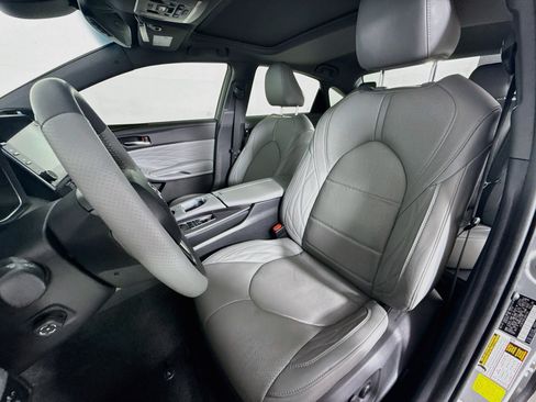 Used 2020 Toyota Avalon Limited w/ Advanced Safety Package FWD image 26