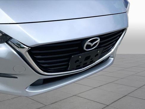 Used 2018 MAZDA MAZDA3 Touring FWD image 27