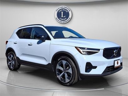 Certified 2025 Volvo XC40 B5 Plus