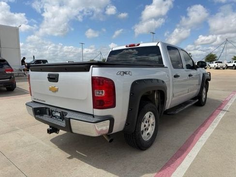 Used 2013 Chevrolet Silverado 1500 W/T AWD/4WD image 3