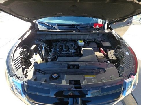 Used 2024 Nissan Pathfinder SV image 28