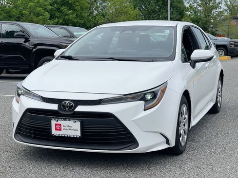 Certified 2025 Toyota Corolla LE FWD image 13