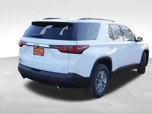 Used 2023 Chevrolet Traverse LT image 5