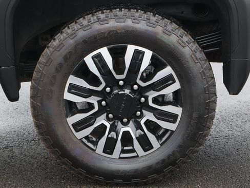 Used 2024 GMC Sierra 2500 Denali Ultimate image 35