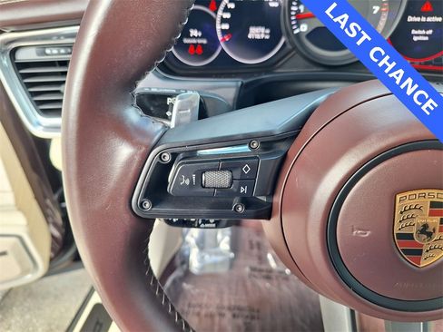 Used 2023 Porsche Panamera 4 Platinum Edition image 21