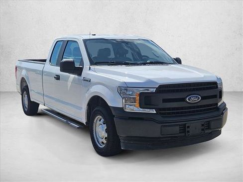 Used 2018 Ford F150 XL w/ Equipment Group 101A Mid RWD image 3