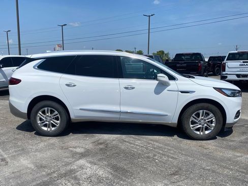 Used 2021 Buick Enclave Essence w/ Sound and Sites Package FWD image 6