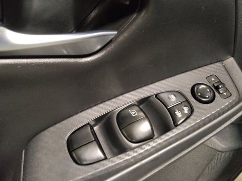 Used 2022 Nissan Sentra SV FWD image 27