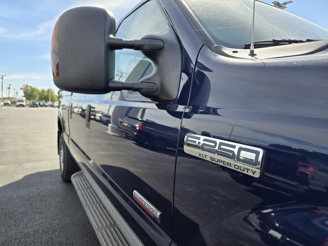 Used 2005 Ford F250 4x4 Crew Cab Super Duty image 36