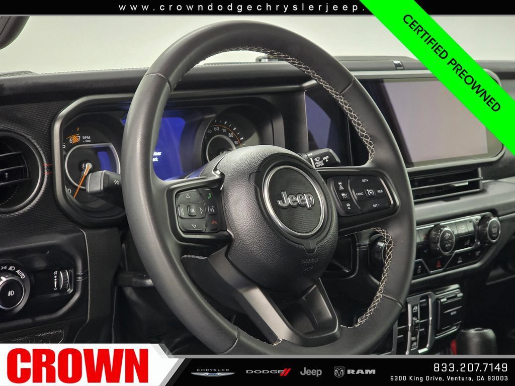 Certified 2025 Jeep Wrangler Unlimited Rubicon AWD/4WD image 23