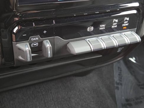Used 2025 RAM 2500 Tradesman AWD/4WD image 22