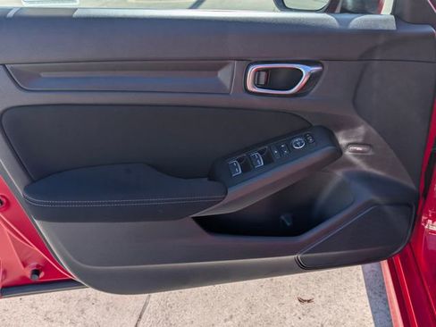 Used 2022 Honda Civic Sport image 18