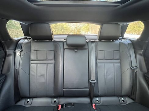 Used 2023 Land Rover Range Rover Evoque R-Dynamic SE AWD/4WD image 18
