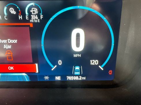 Used 2021 Ford F150 Lariat w/ Equipment Group 502A High AWD/4WD image 27