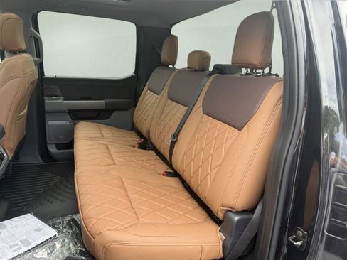 New 2026 Ford F250 XLT w/ XLT Premium Package AWD/4WD image 13