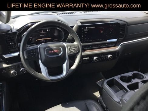Used 2026 GMC Sierra 1500 SLT AWD/4WD image 3
