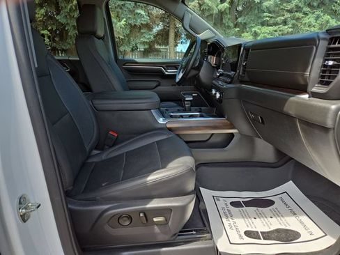 Used 2023 GMC Sierra 1500 SLT w/ SLT Convenience Package AWD/4WD image 36
