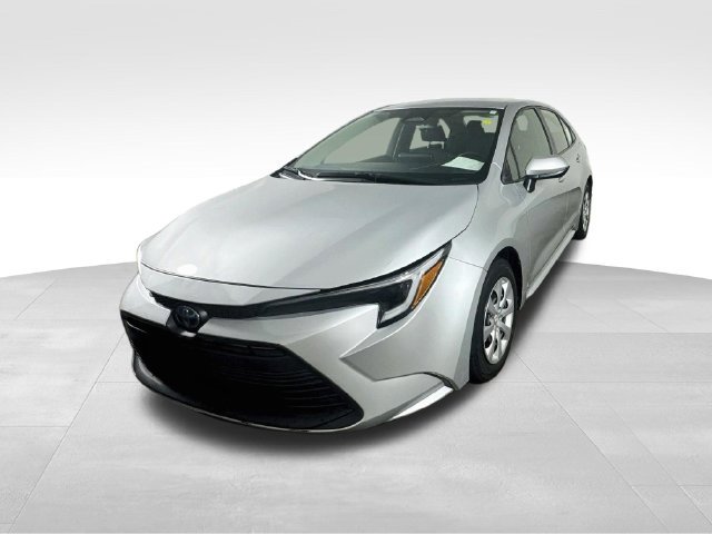 Used 2023 Toyota Corolla LE FWD image 1