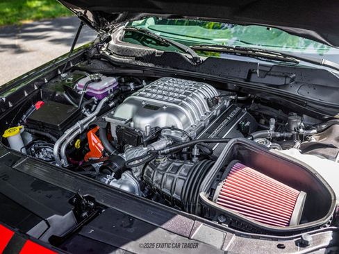 Used 2020 Dodge Challenger SRT Hellcat image 16