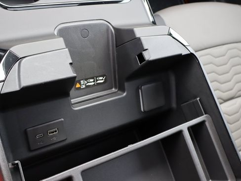 New 2026 Chevrolet Silverado 2500 ZR2 w/ LPO, Dark Essentials Package image 15