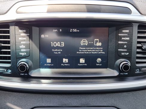 Used 2020 Kia Sorento L FWD image 17