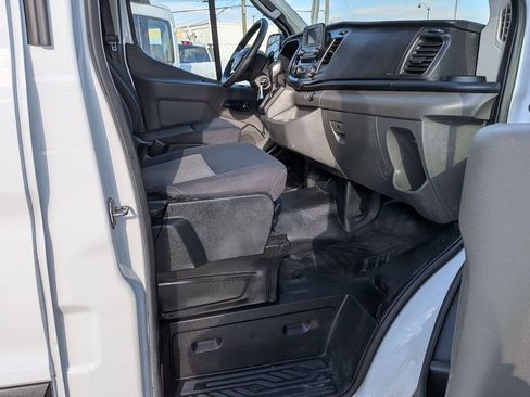 Used 2023 Ford Transit 250 Low Roof AWD w/ Exterior Upgrade Package image 20