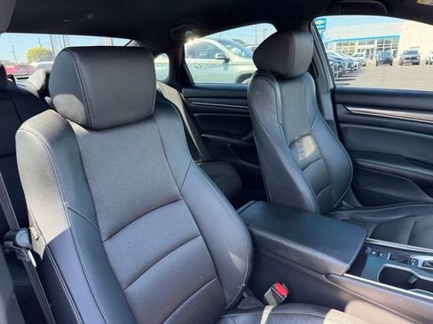 Used 2019 Honda Accord Sport image 13