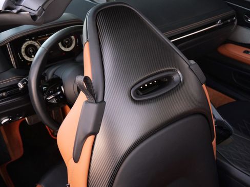 Used 2025 Aston Martin DB12 Convertible RWD image 26
