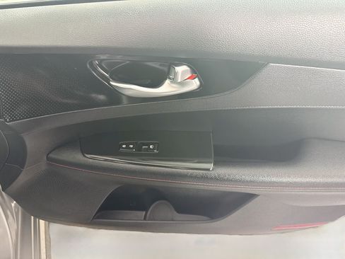 Used 2023 Kia Forte GT FWD image 31