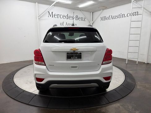 Used 2019 Chevrolet Trax LT FWD image 6