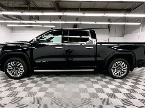 Used 2024 GMC Sierra 1500 Denali Ultimate AWD/4WD image 14