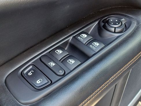 Used 2020 Jeep Compass Limited AWD/4WD image 11
