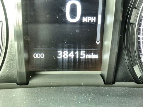 Used 2024 Toyota 4Runner SR5 Premium w/ Moonroof Package image 15