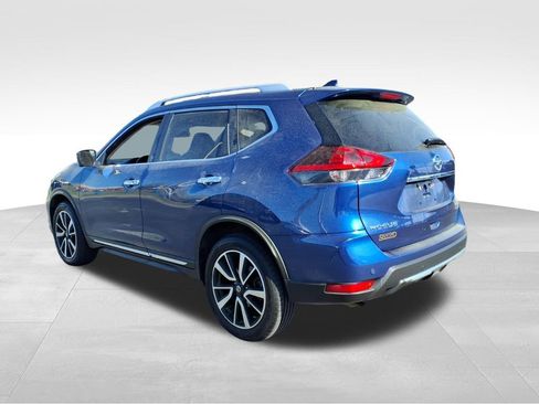 Used 2020 Nissan Rogue SL w/ Premium Package image 26