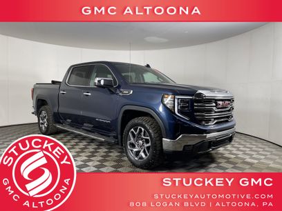 Used 2022 GMC Sierra 1500 SLT w/ SLT Premium Package