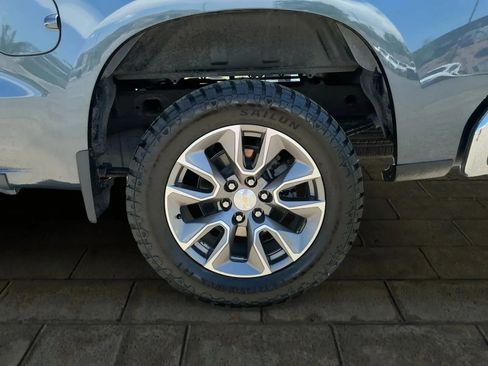 Used 2021 Chevrolet Silverado 1500 LT image 17