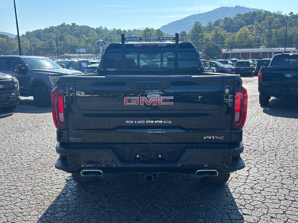 Used 2022 GMC Sierra 1500 AT4 w/ AT4 Premium Package AWD/4WD image 6